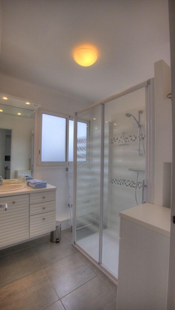 Studio 3 étoiles Vue mer 150m Plages Parking Clim WIFI Cannes Exterior foto